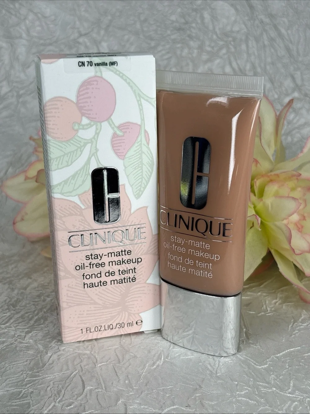 CLINIQUE Stay-matte Oil-free Makeup ~ CN 70 Vanilla ~ Full Size NIB